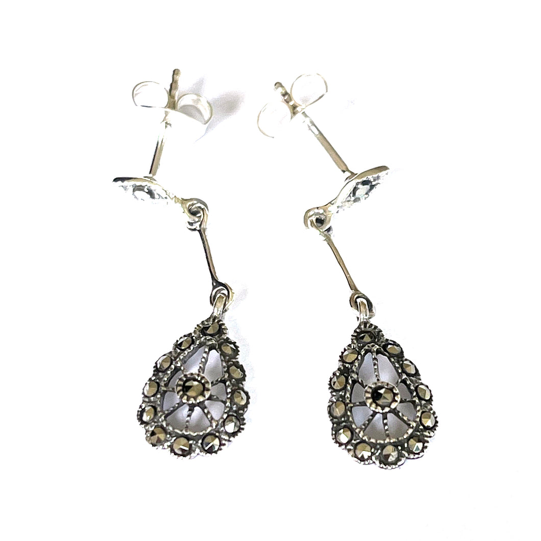 Tear drop silver studs earring with marcasite