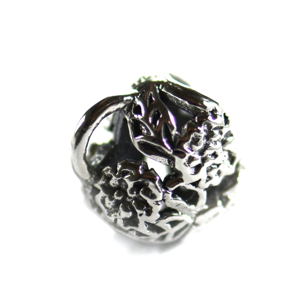 Mug silver beads