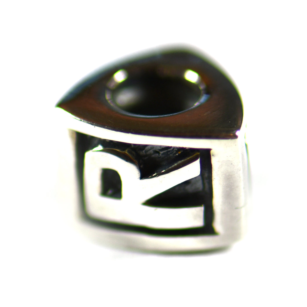 Triangle silver charms R