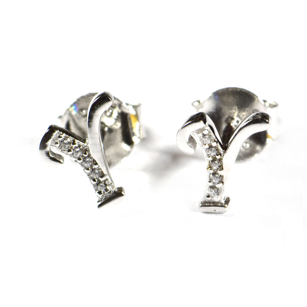 Y silver earring with white CZ