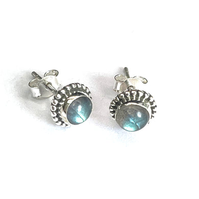 Circle silver studs earring with abalone shell