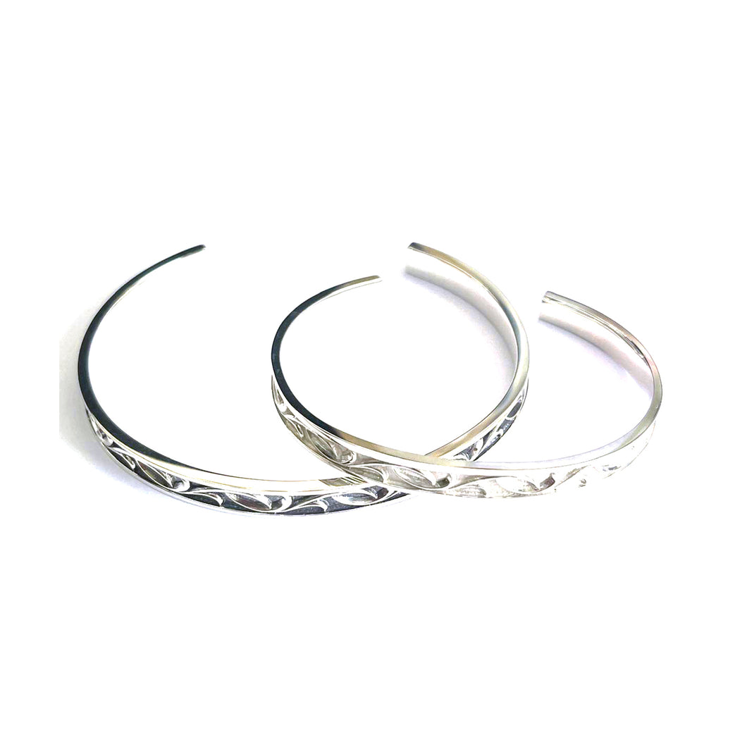 Cut work silver couple  bangle