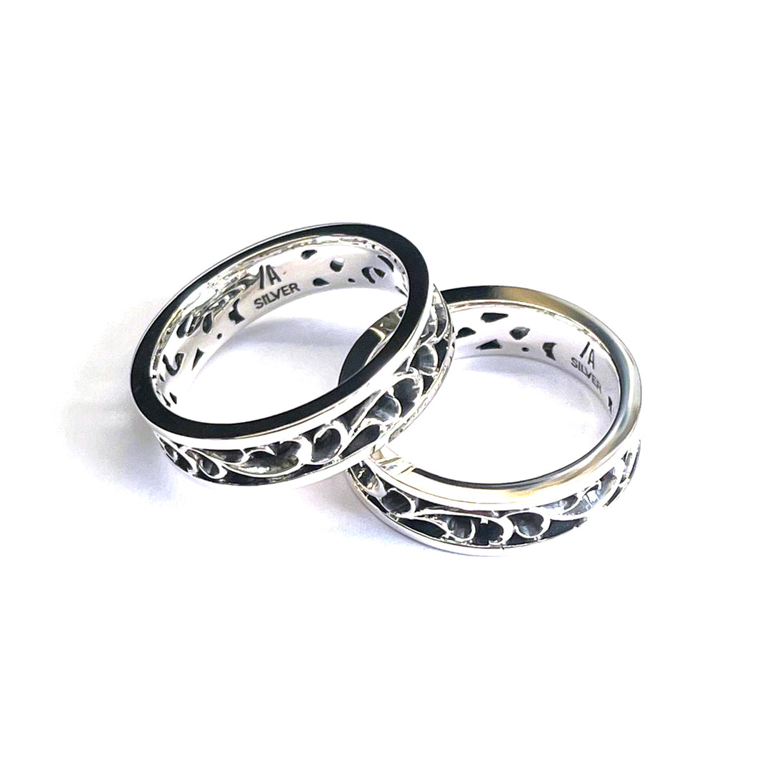 Cut work silver couple ring