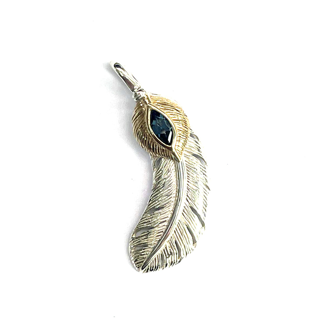 Feather silver pendant with brass plating & green stone