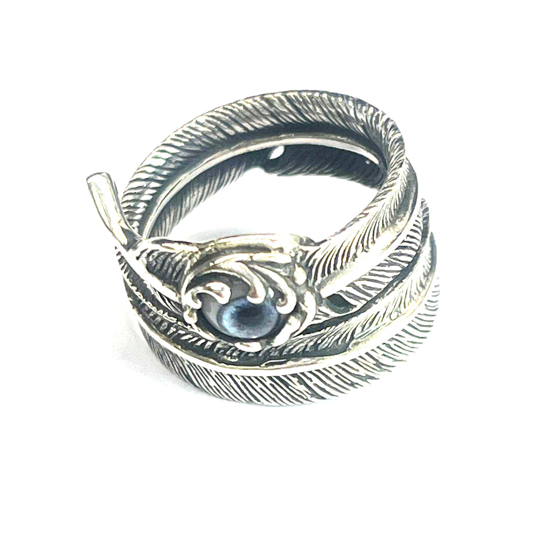 Feather silver ring with eye