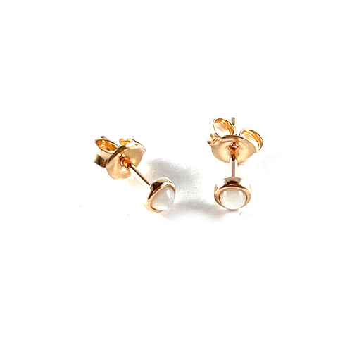 Mother of pearl silver studs earring with pink gold plating