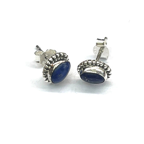 Oval silver studs earring with dark blue stone