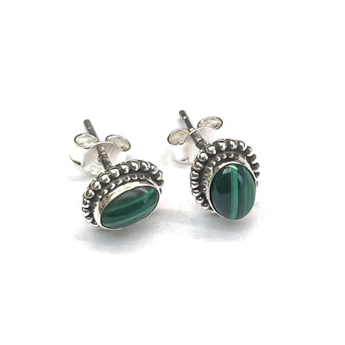Oval silver studs earring with dark green stone