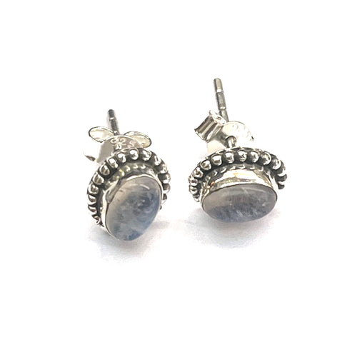 Oval silver studs earring with moon stone