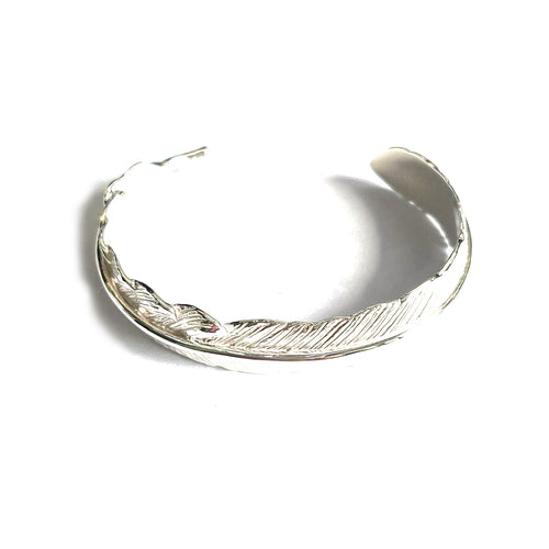 Stalish feather silver bangle