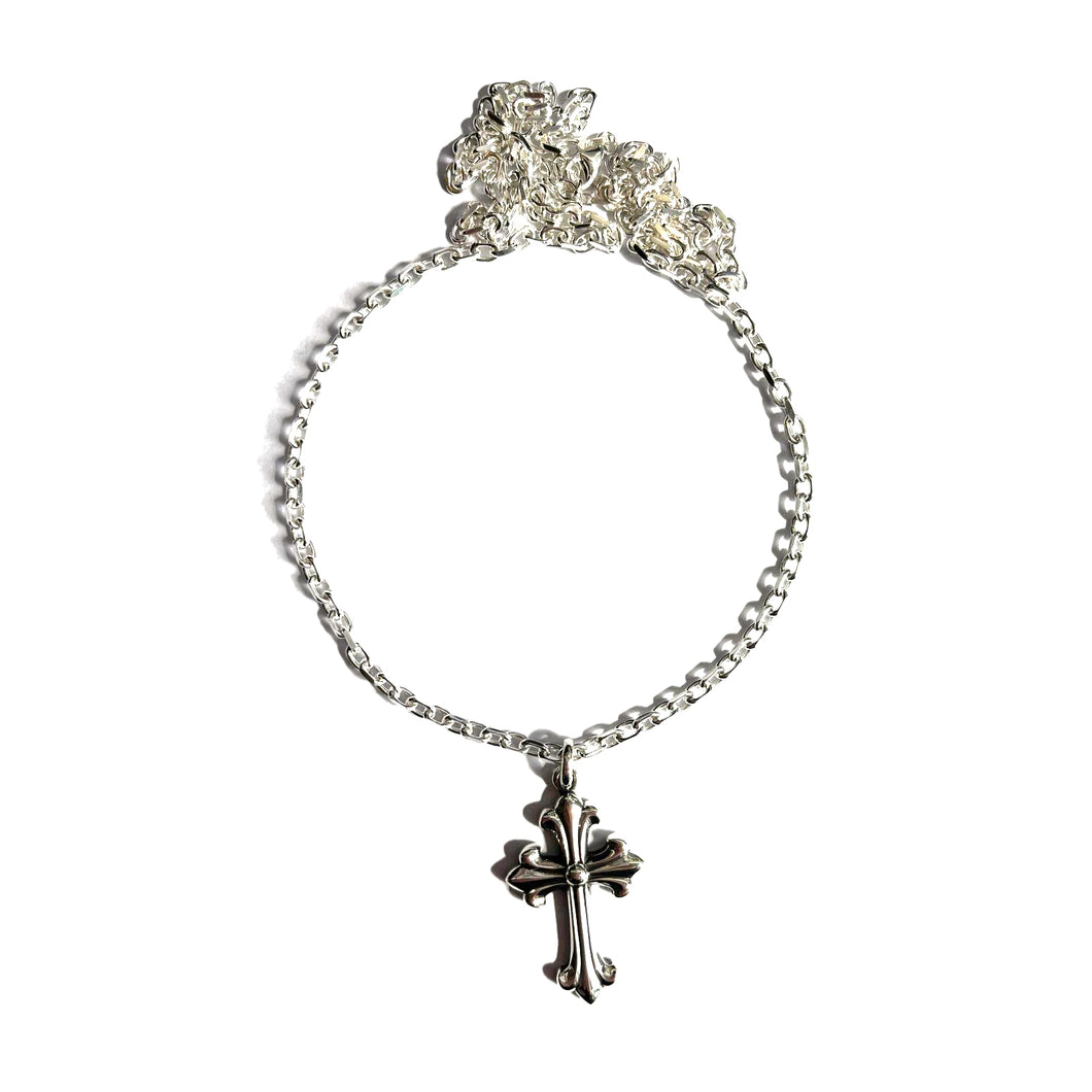 Stalish silver cross necklace