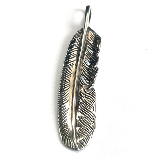 Standard feather silver pendant