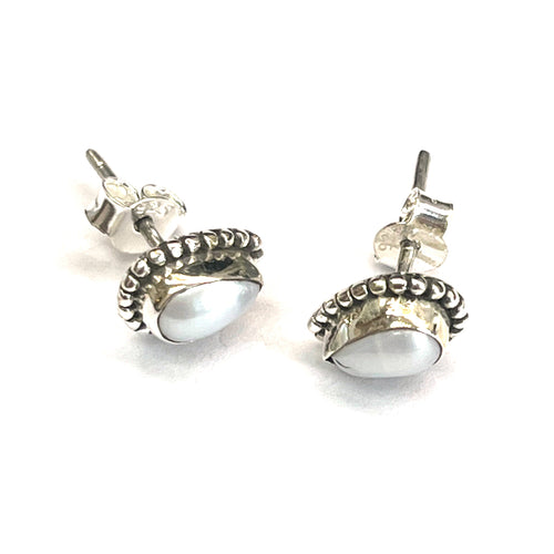 Tear drop silver studs earring with pearl