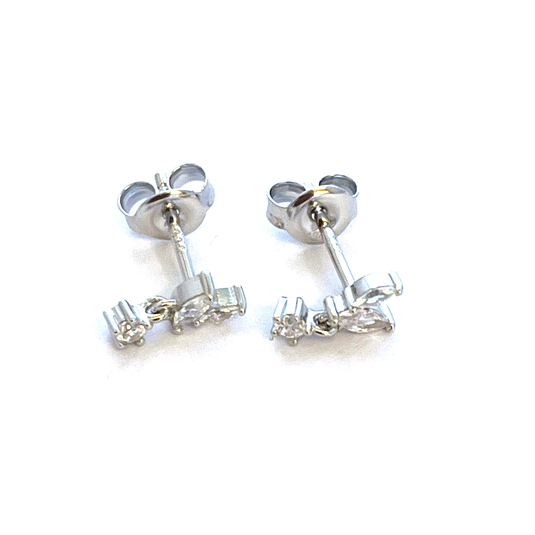 Three stone silver studs earring