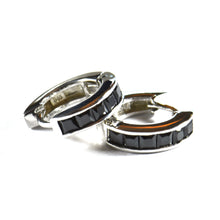14.5mm circle silver with small square black CZ