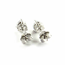 3 claws silver studs earring with 3mm CZ