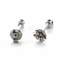 4 claws 2mm silver studs earring with black CZ