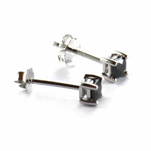 4 claws 3mm silver studs earring with black CZ