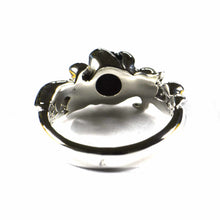 Aquarelle pattern silver ring with black CZ