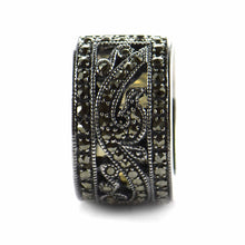 Barrel type silver ring with lace pattern & marcasite