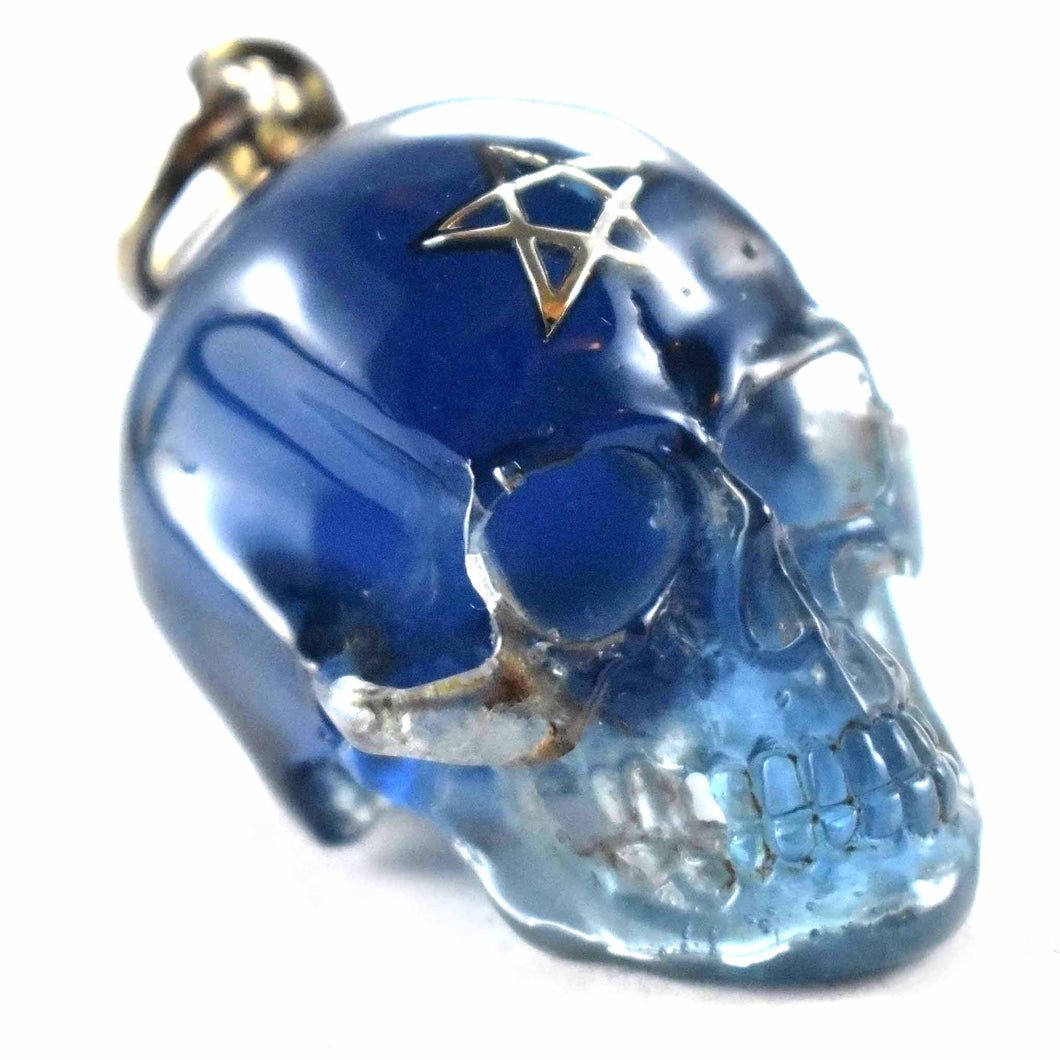 Blue color with star pattern skull silver pendant