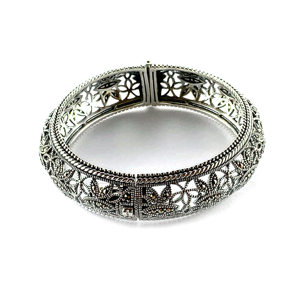 Butterfly pattern silver bangle with marcasite