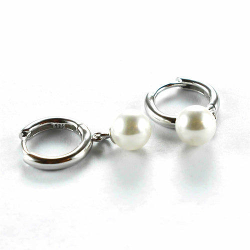Circle earring with pearl & platinum plating