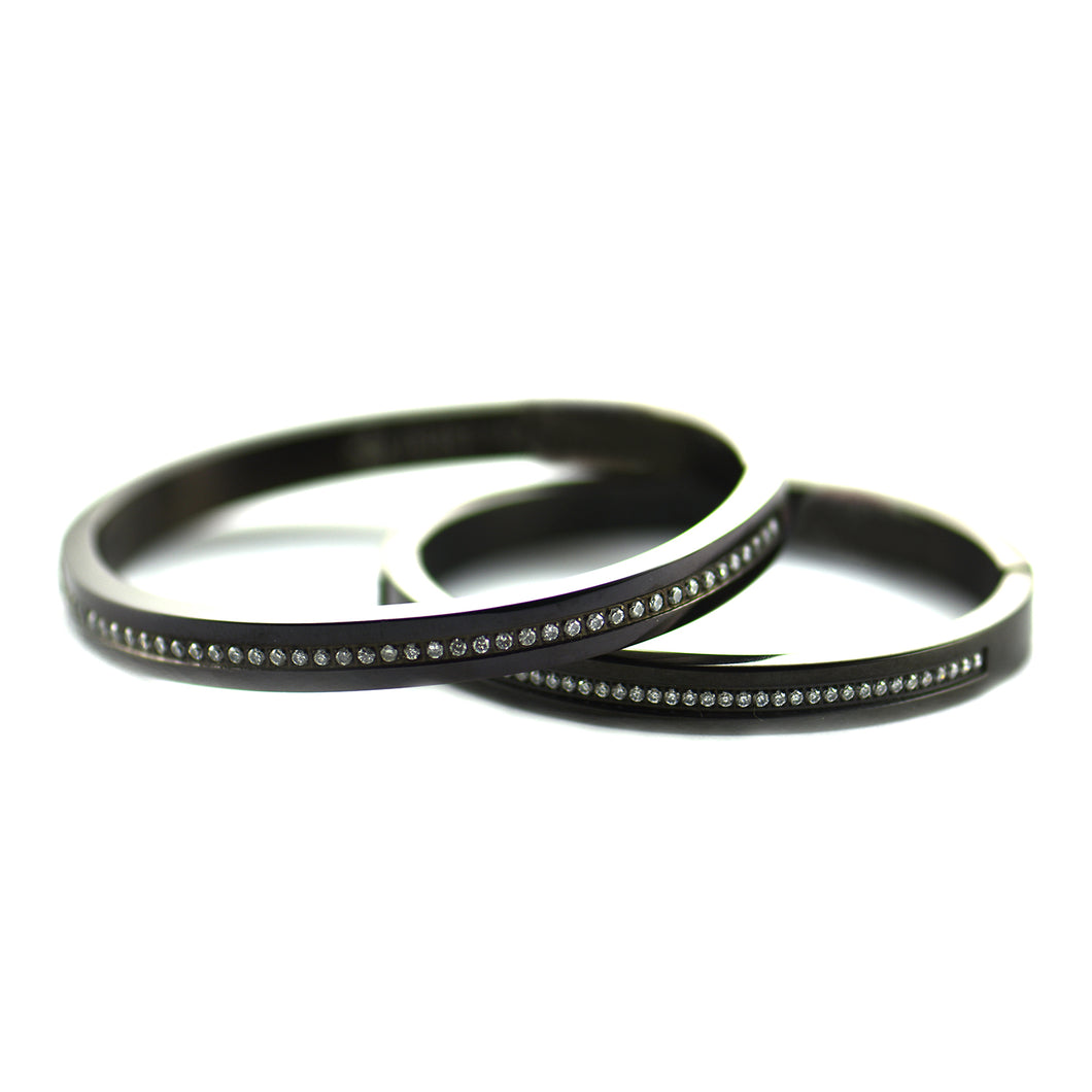 Circle stainless steel couple bangle with black plating & CZ