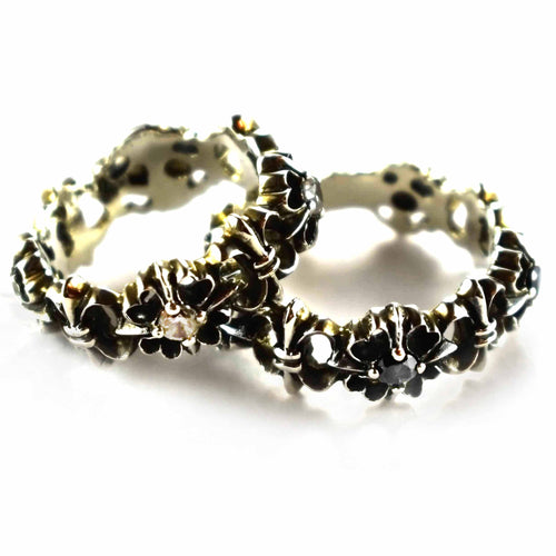 Cross & Scout pattern silver couple ring