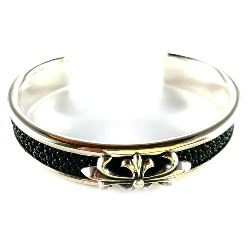 Cross silver bangle with devil fish leather