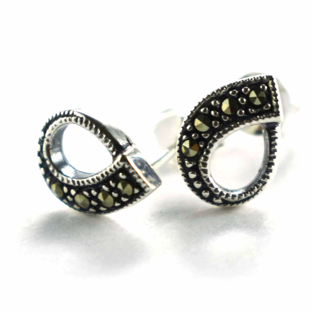 Drops shape studs silver earring with marcasite