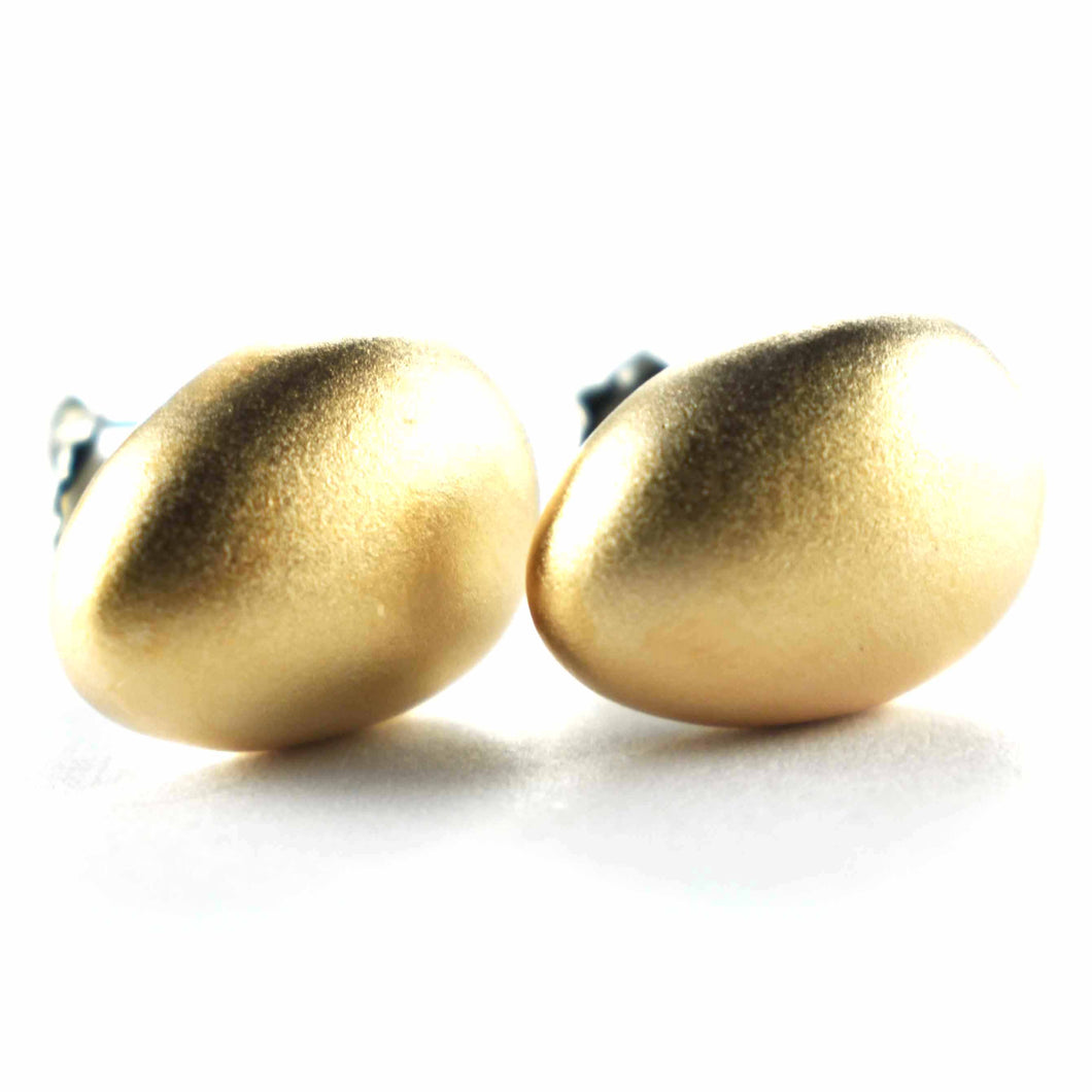 Egg silver earring with pink gold plating