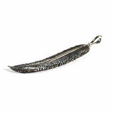 Feather silver pendant with oxidize