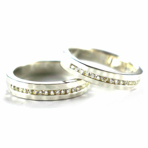 Hummer pattern silver couple ring with white CZ