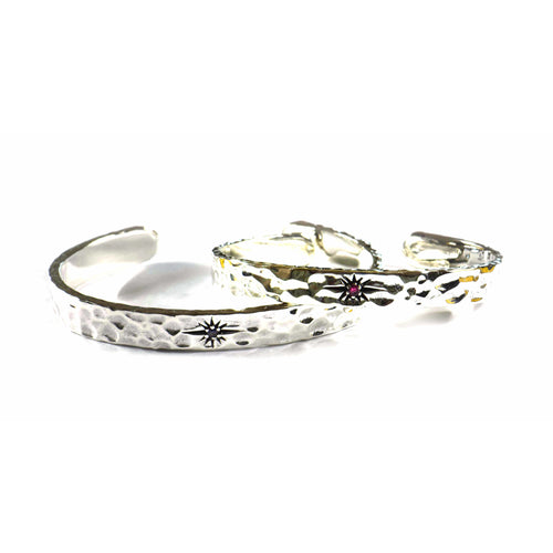 Silver Hummer pattern with CZ silver couple bangle