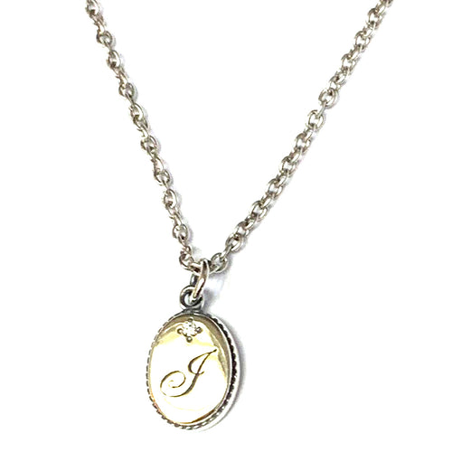 I silver necklace