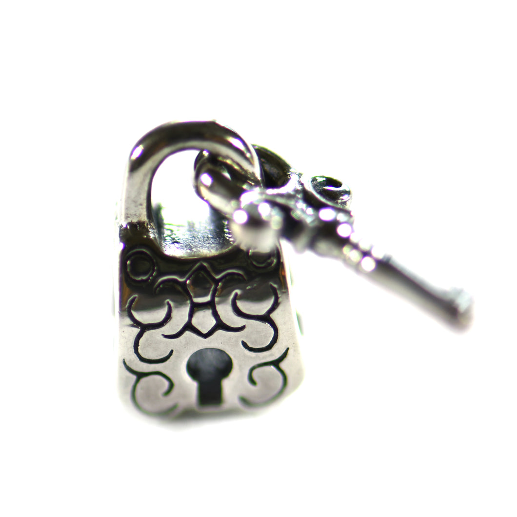 Key & lock silver beads