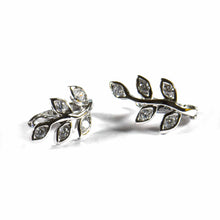 Silver flower earring with white CZ & platinum plating