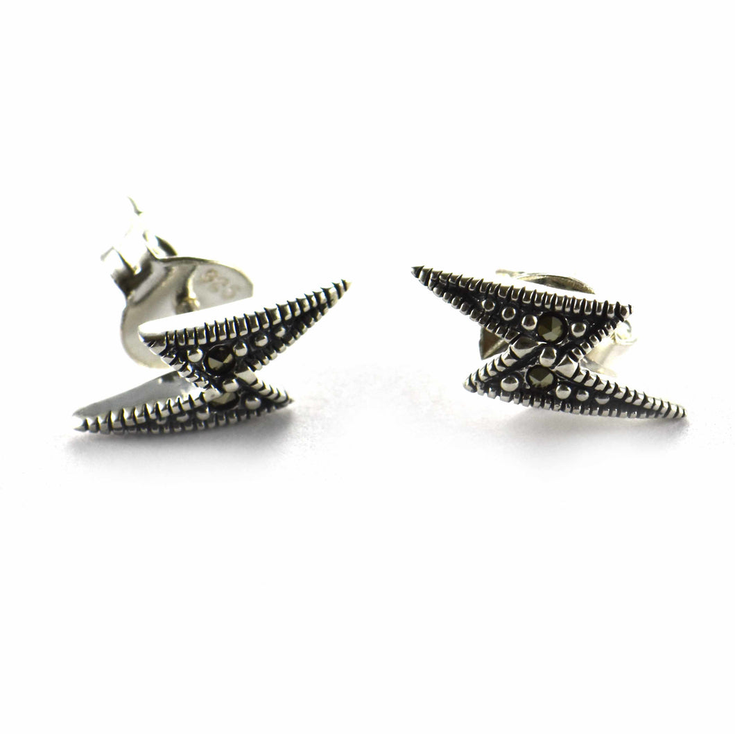 Lighting silver studs ring with marcasite
