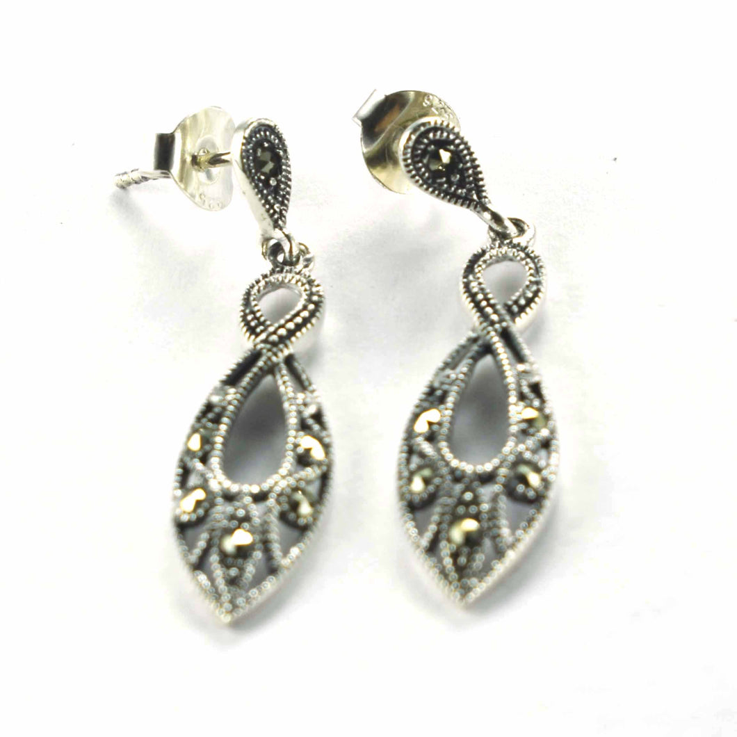 Olive pattern studs silver earring with marcasite