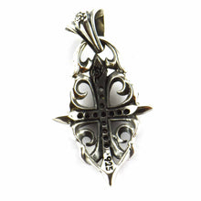 Oval silver pendant with cross pattern & white CZ