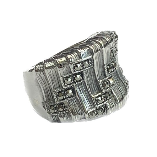 Pair stone silver ring with marcasite