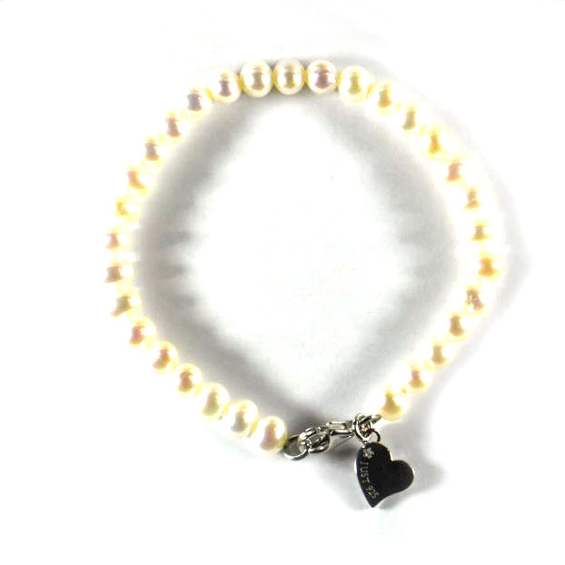 Pearl silver bracelet with heart