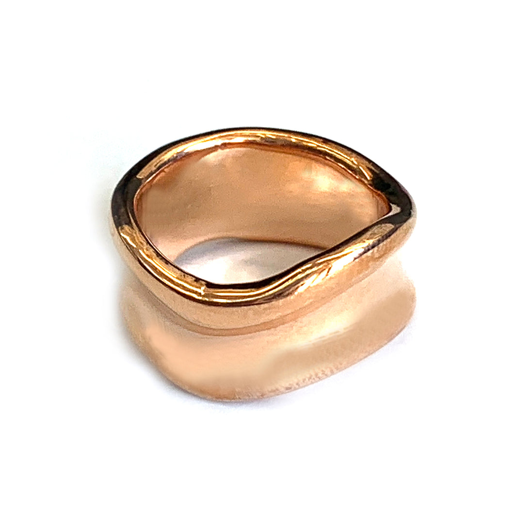 Plain & Simplicity silver ring with pink gold plating