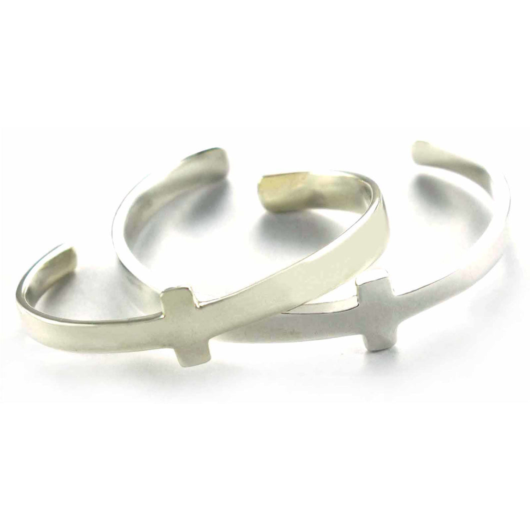 Plain series silver couple bangle with cross shape