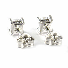 Prong setting stud silver earring with 3mm square CZ