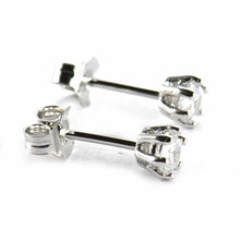 Prong setting stud silver earring with 4mm CZ