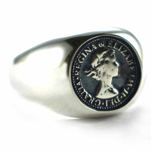 Queen Elizabeth silver ring with silver oxidizing