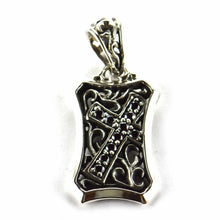 Rectangle silver pendant with cross pattern & black CZ