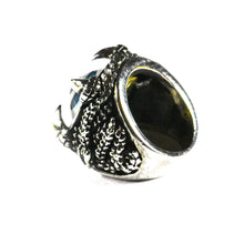 Ring style blue eye silver pendant